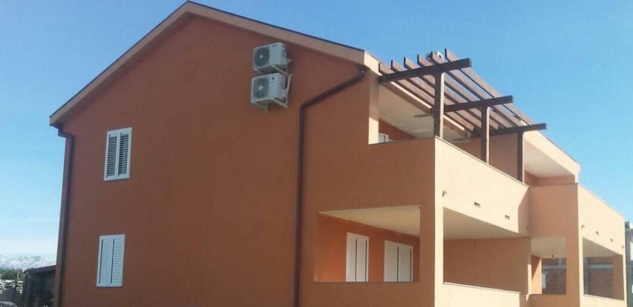 Apartman Matej With Pool بوفليانا المظهر الخارجي الصورة